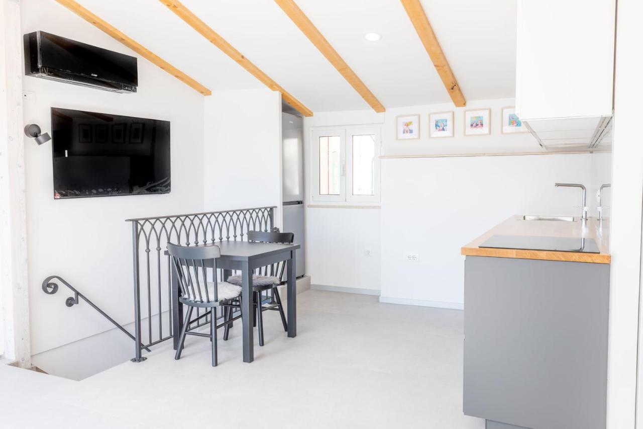 Seafront Baska Apartment Экстерьер фото